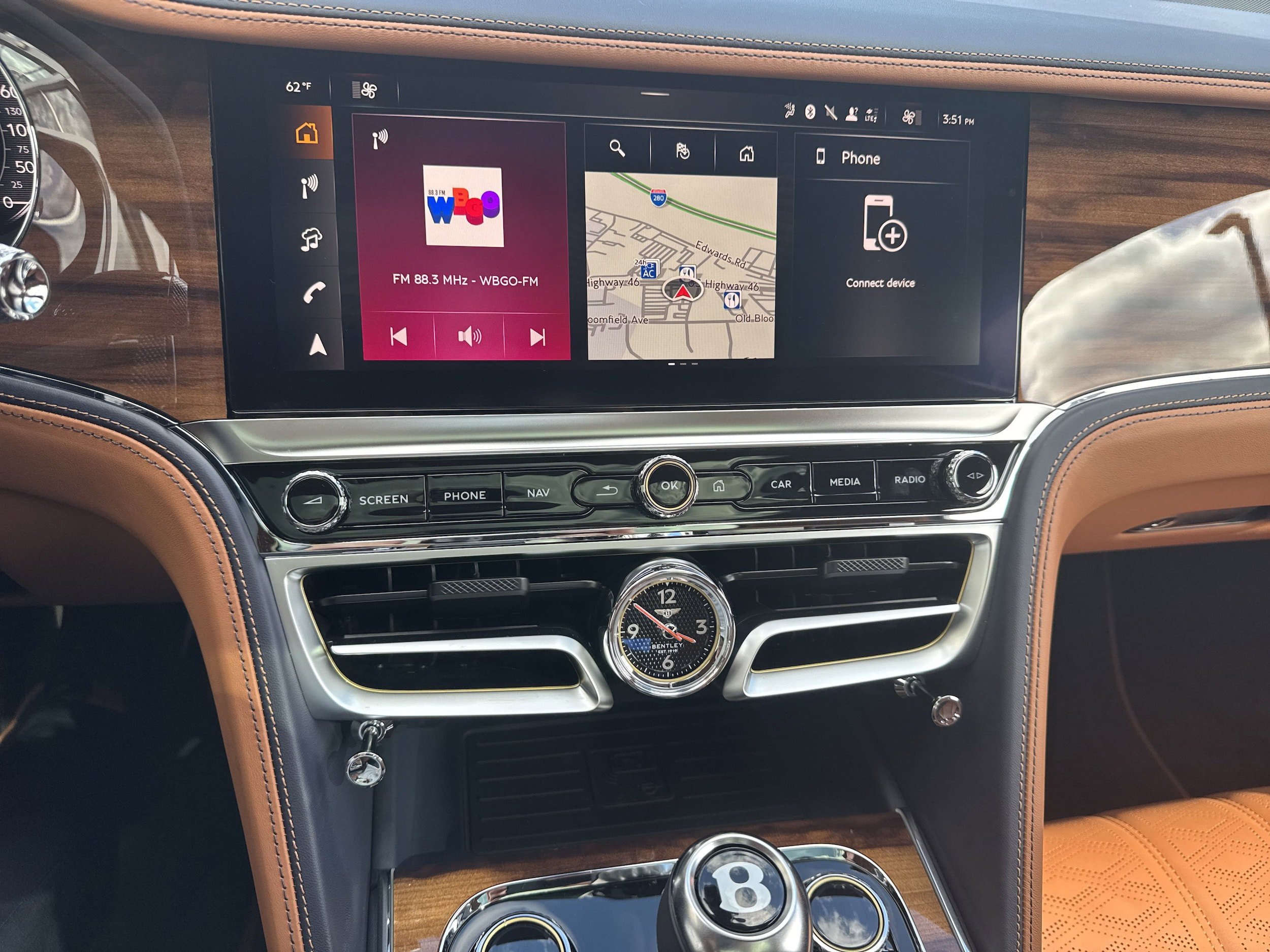 New 2025 Bentley Flying Spur Plug-In Hybrid image 22