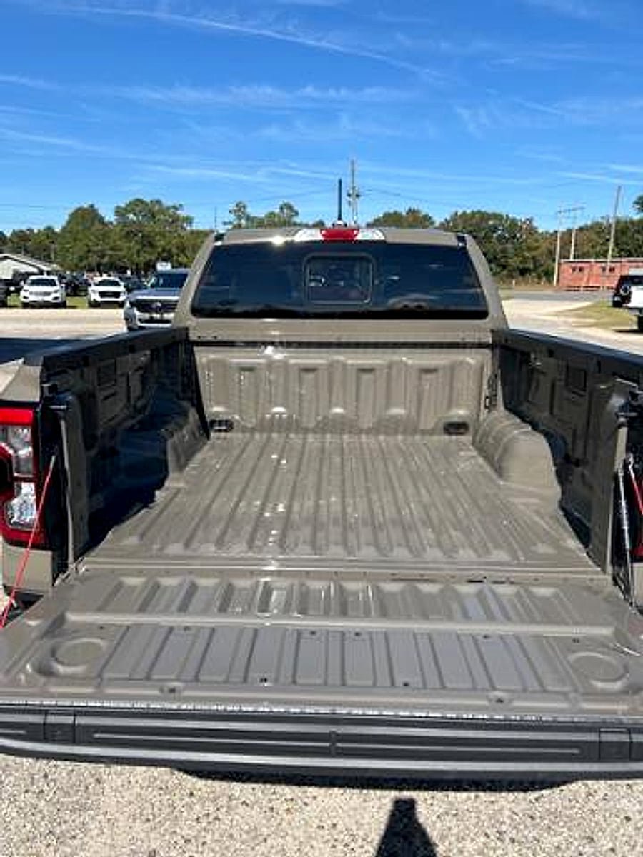 New 2025 Ford Ranger XLT w/ Equipment Group 301A High RWD image 11