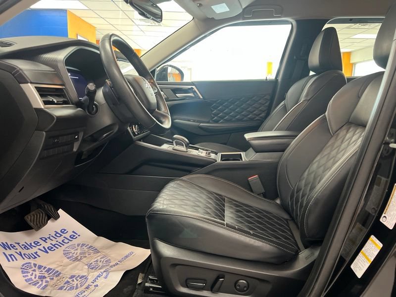 Used 2024 Mitsubishi Outlander SEL AWD/4WD image 19
