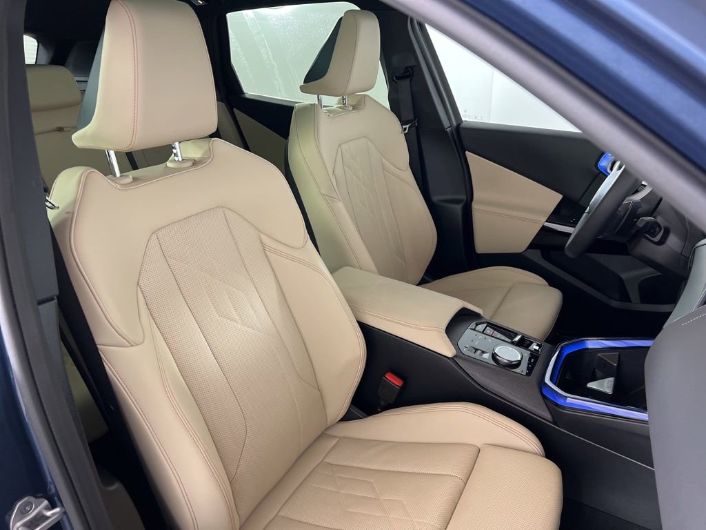 Used 2026 BMW X3 xDrive30 w/ Premium Package image 27