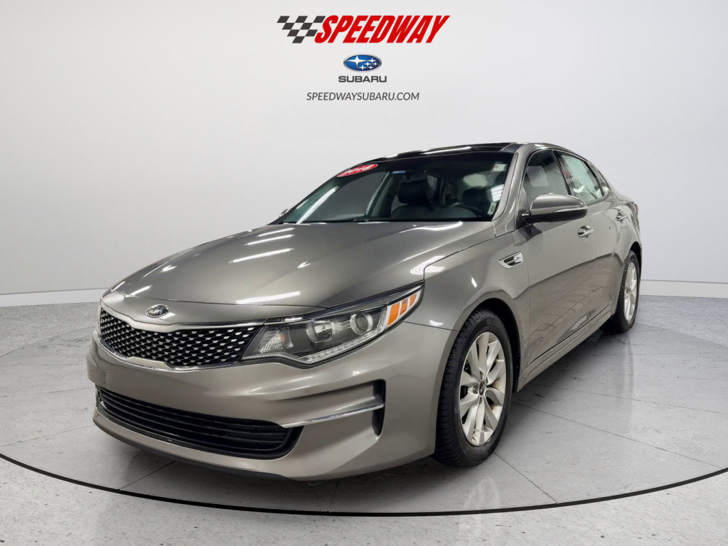 Used 2018 Kia Optima EX w/ Premium Package image 3