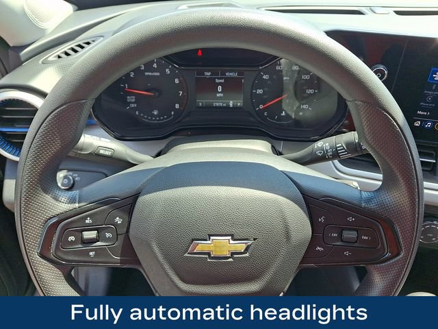 Used 2024 Chevrolet Trax LS FWD image 4
