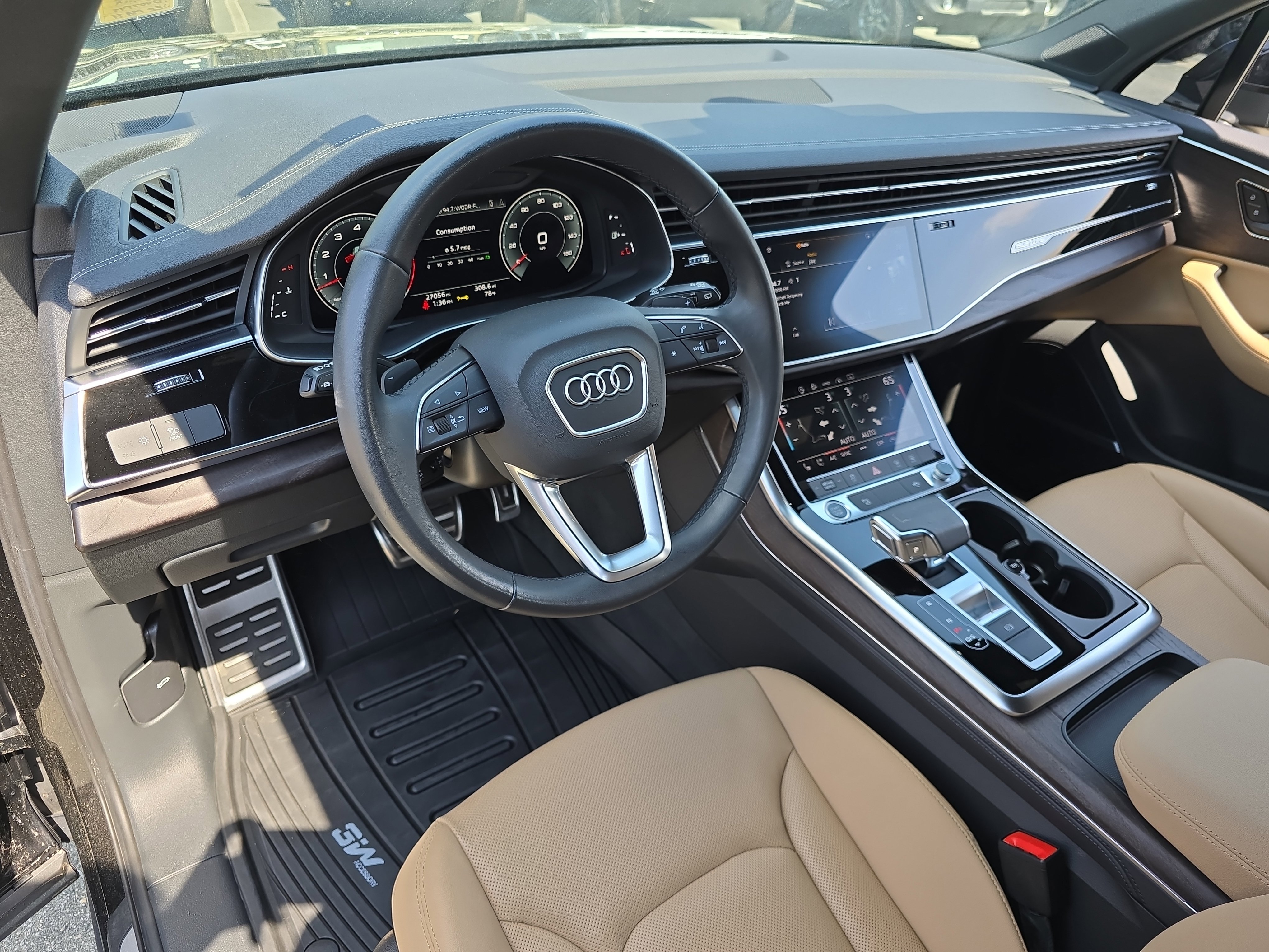 Used 2023 Audi Q7 3.0T Premium Plus w/ Premium Plus Package image 19