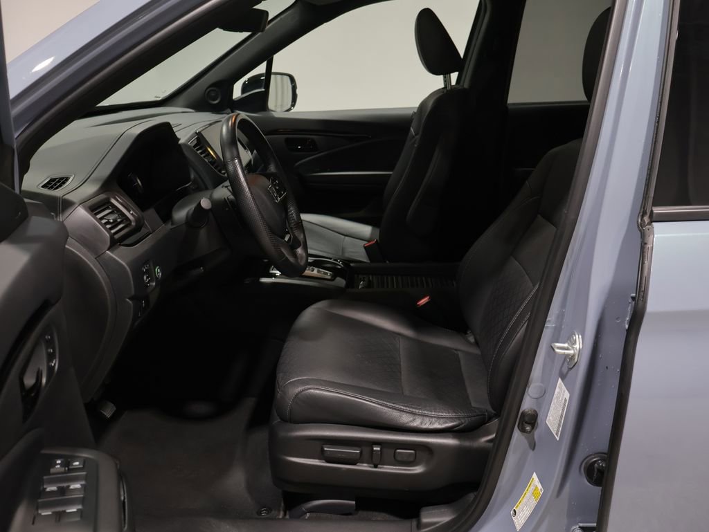 Used 2023 Honda Passport Elite image 12