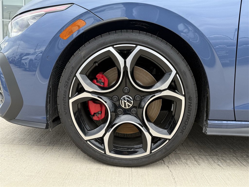 New 2026 Volkswagen GTI Autobahn image 9