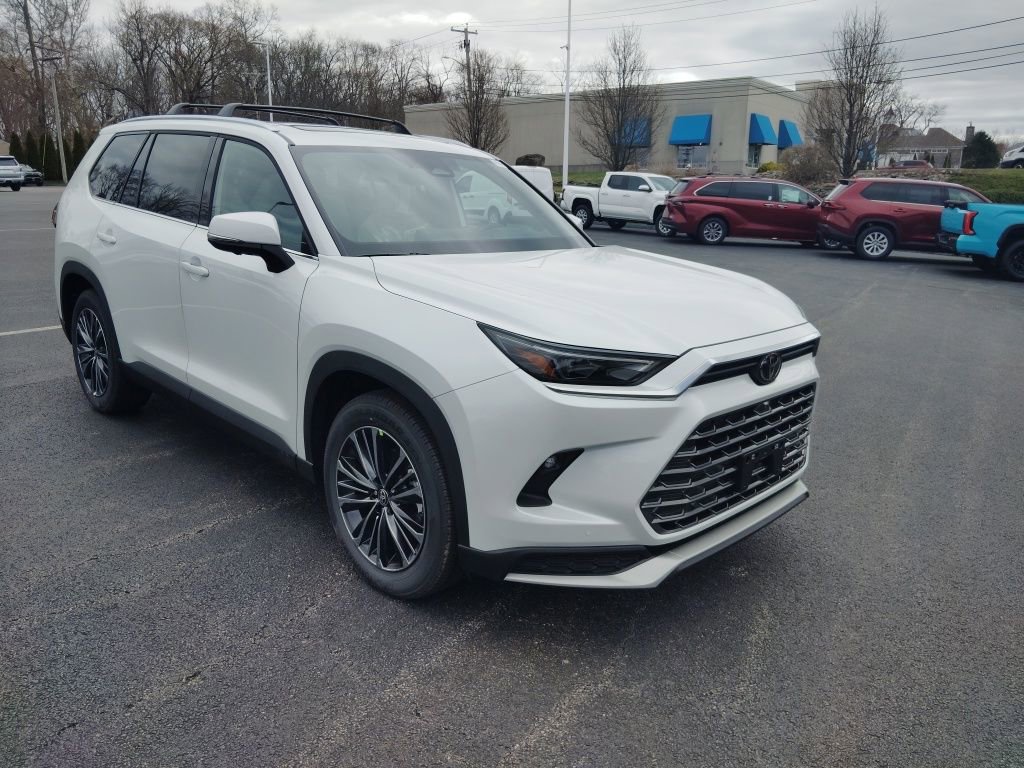 New 2026 Toyota Grand Highlander AWD Hybrid image 1