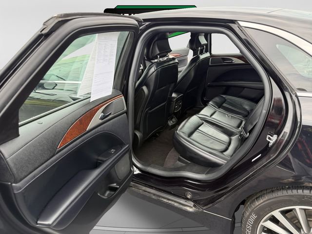 Used 2019 Lincoln MKZ Reserve FWD image 27