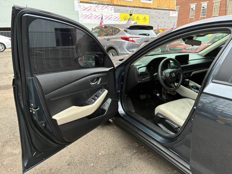 Used 2023 Honda Accord LX image 21