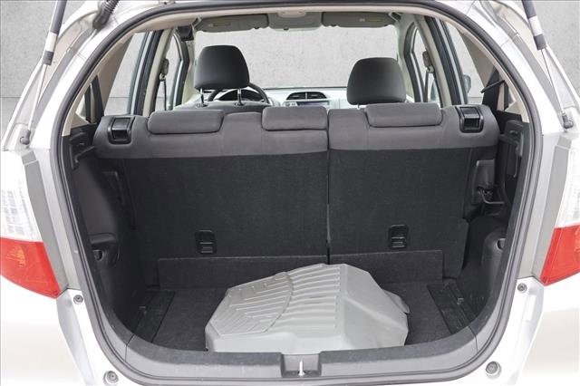 Used 2013 Honda Fit image 21