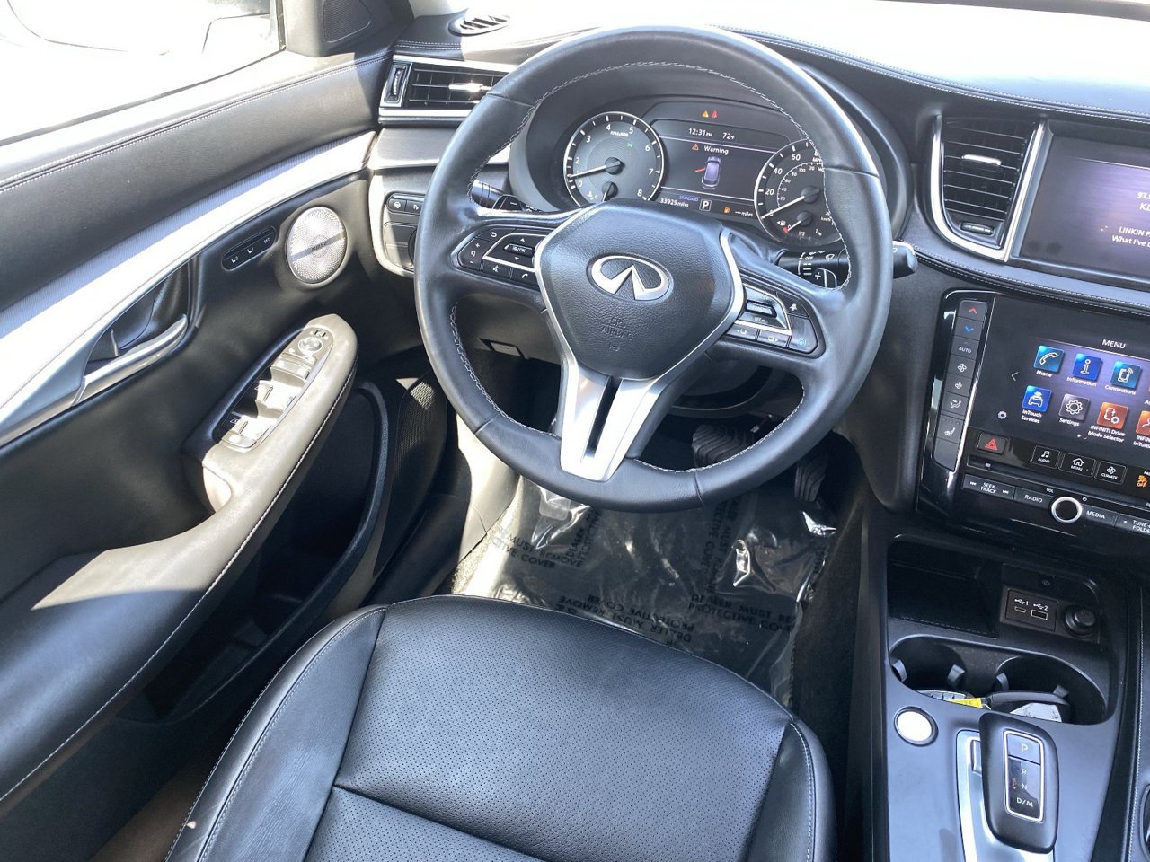 Certified 2023 INFINITI QX50 Luxe FWD image 17