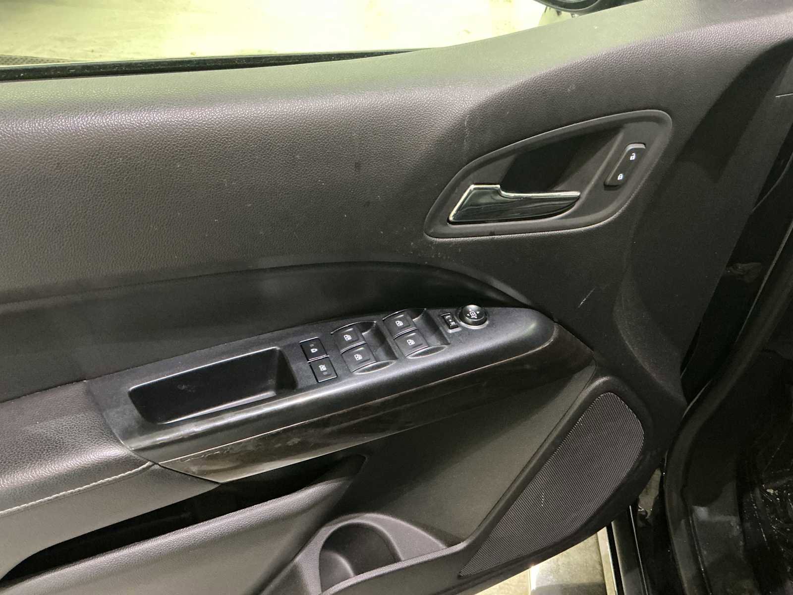 Used 2017 GMC Canyon SLT w/ Trailering Package image 19