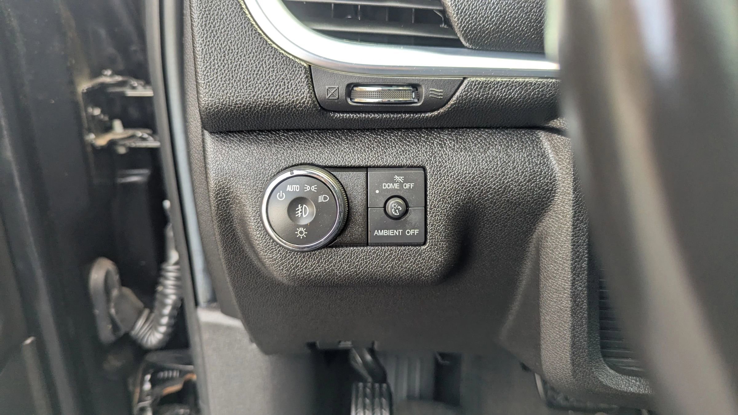 Used 2016 Chevrolet Traverse LT w/ Style and Technology Package FWD image 22