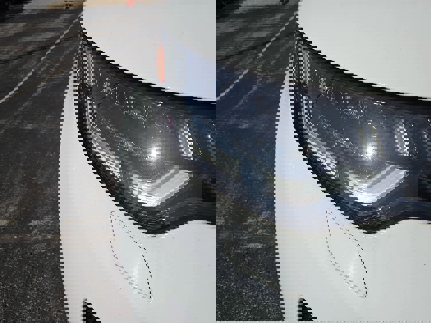 Used 2017 Land Rover Discovery SE image 5