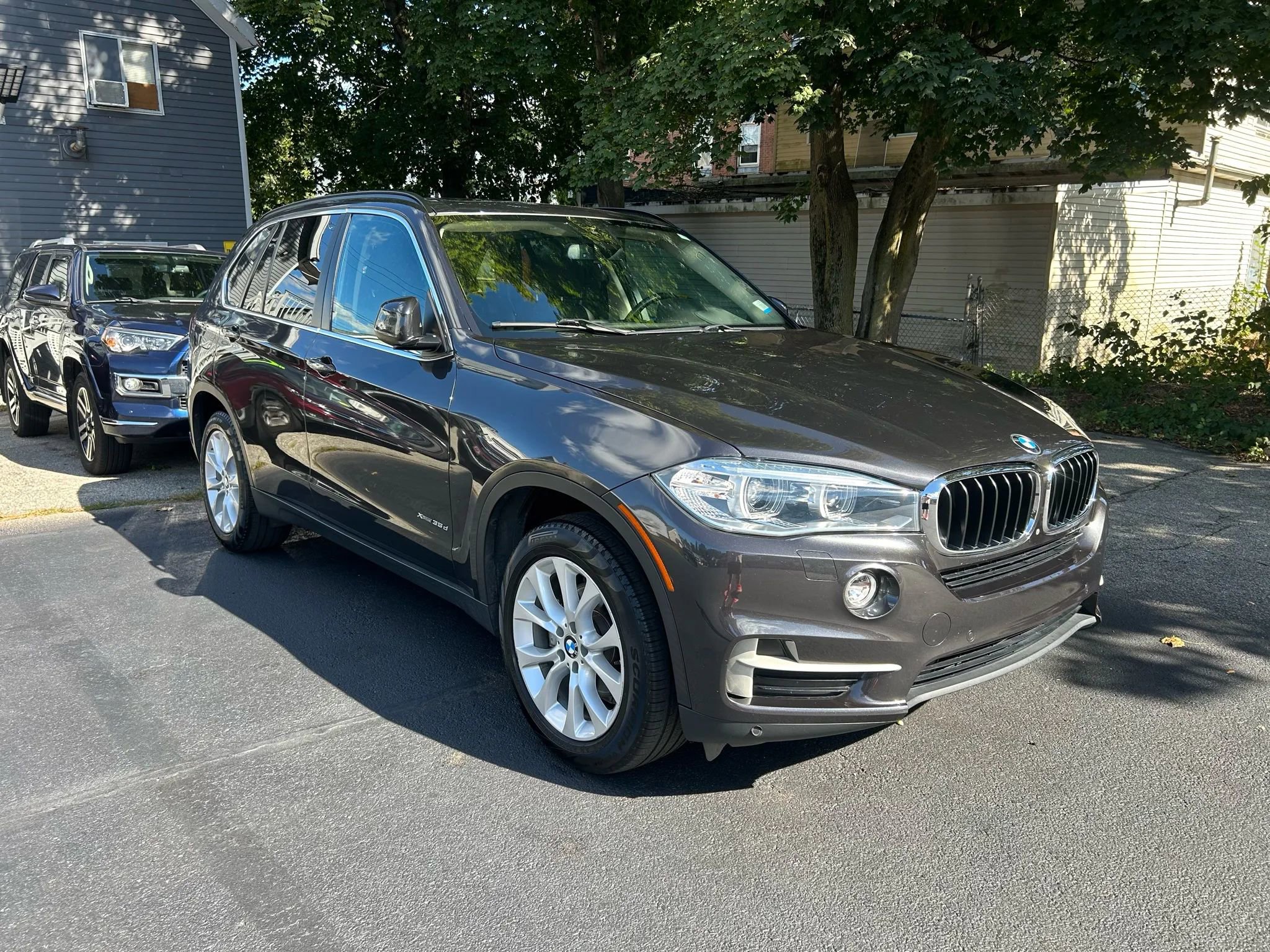 Used 2016 BMW X5 xDrive35d image 1