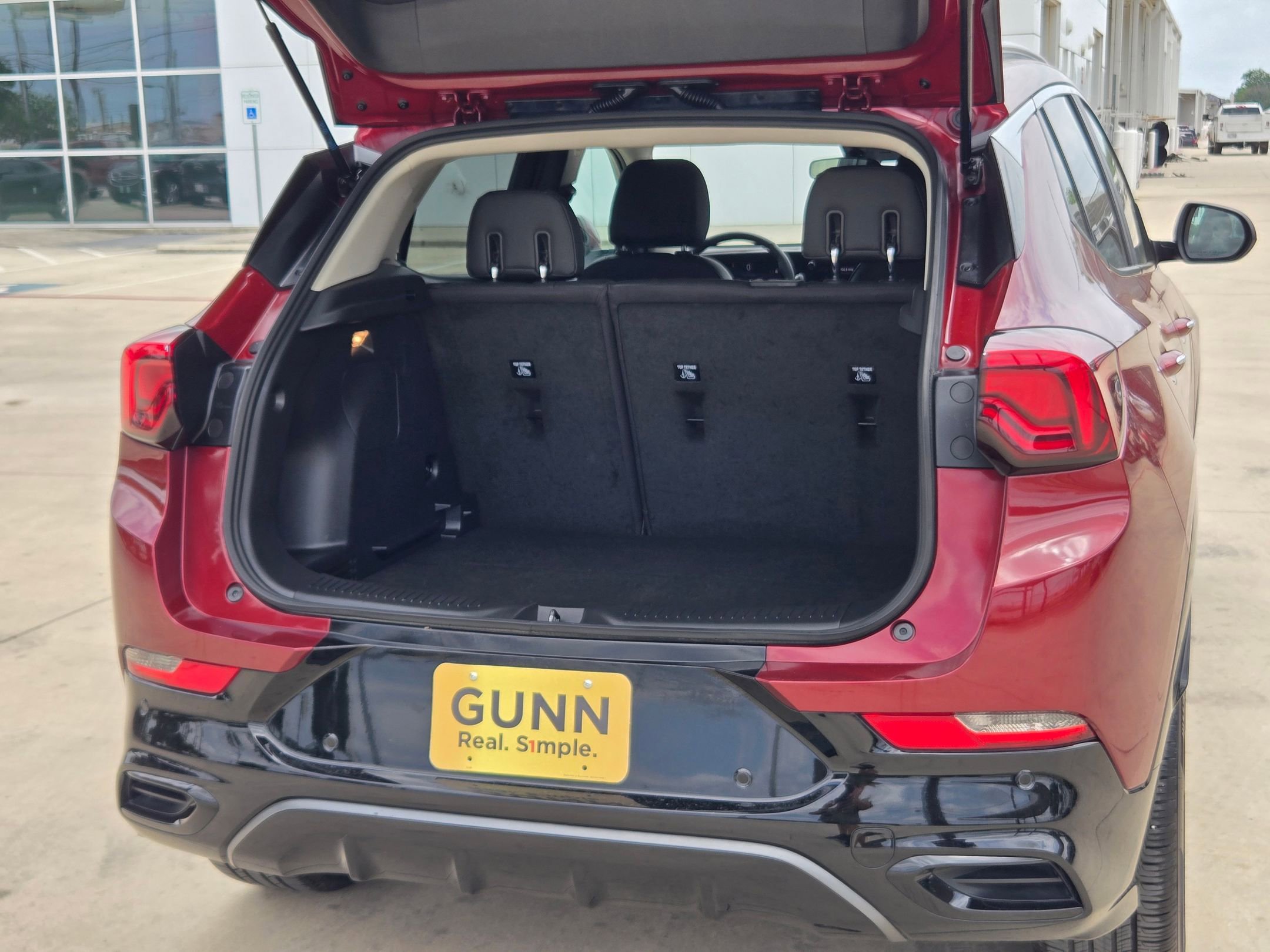 Certified 2025 Buick Encore GX Sport Touring w/ Advanced Technology Package FWD image 25