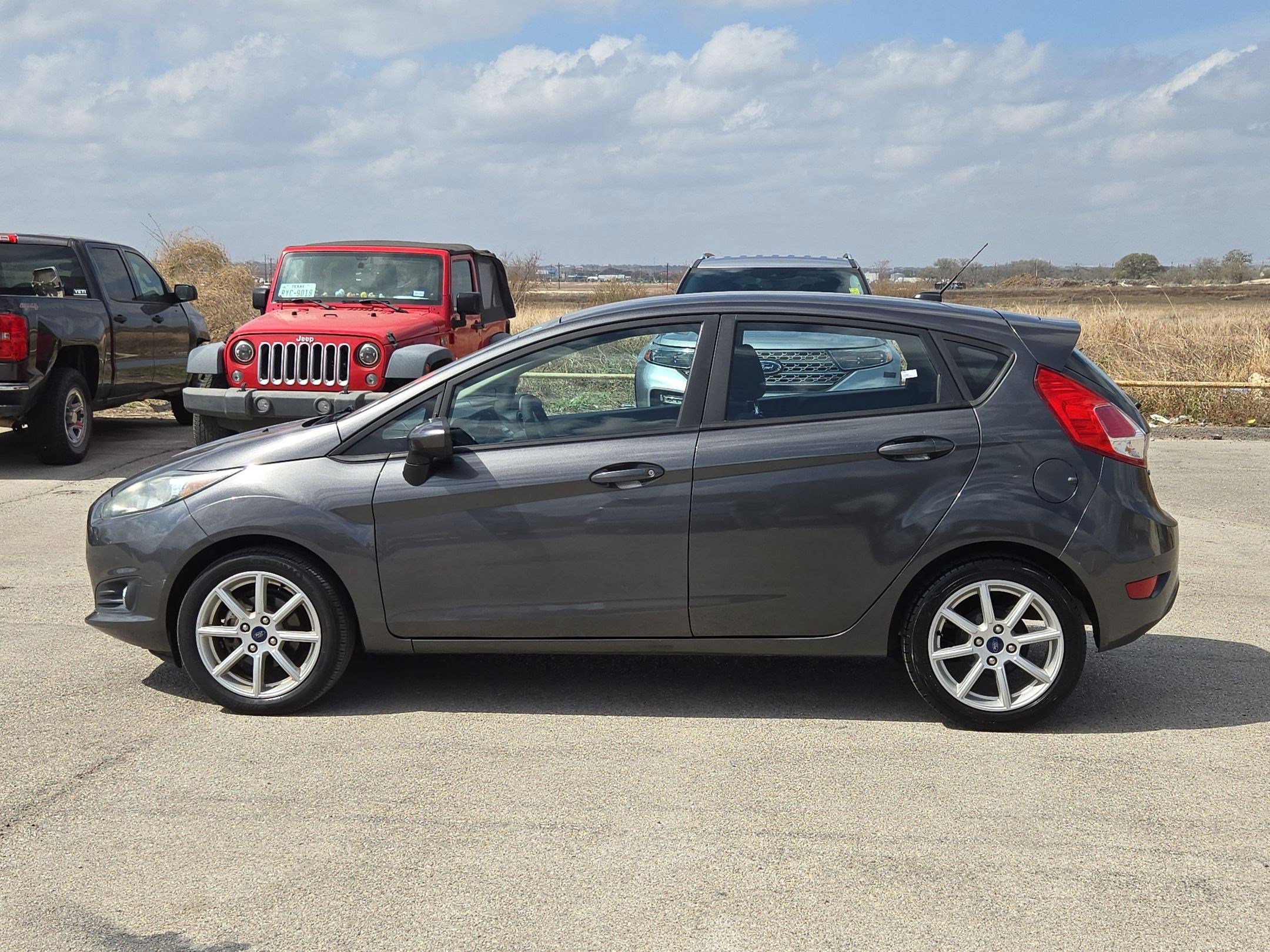 Used 2019 Ford Fiesta SE w/ Equipment Group 201A image 6