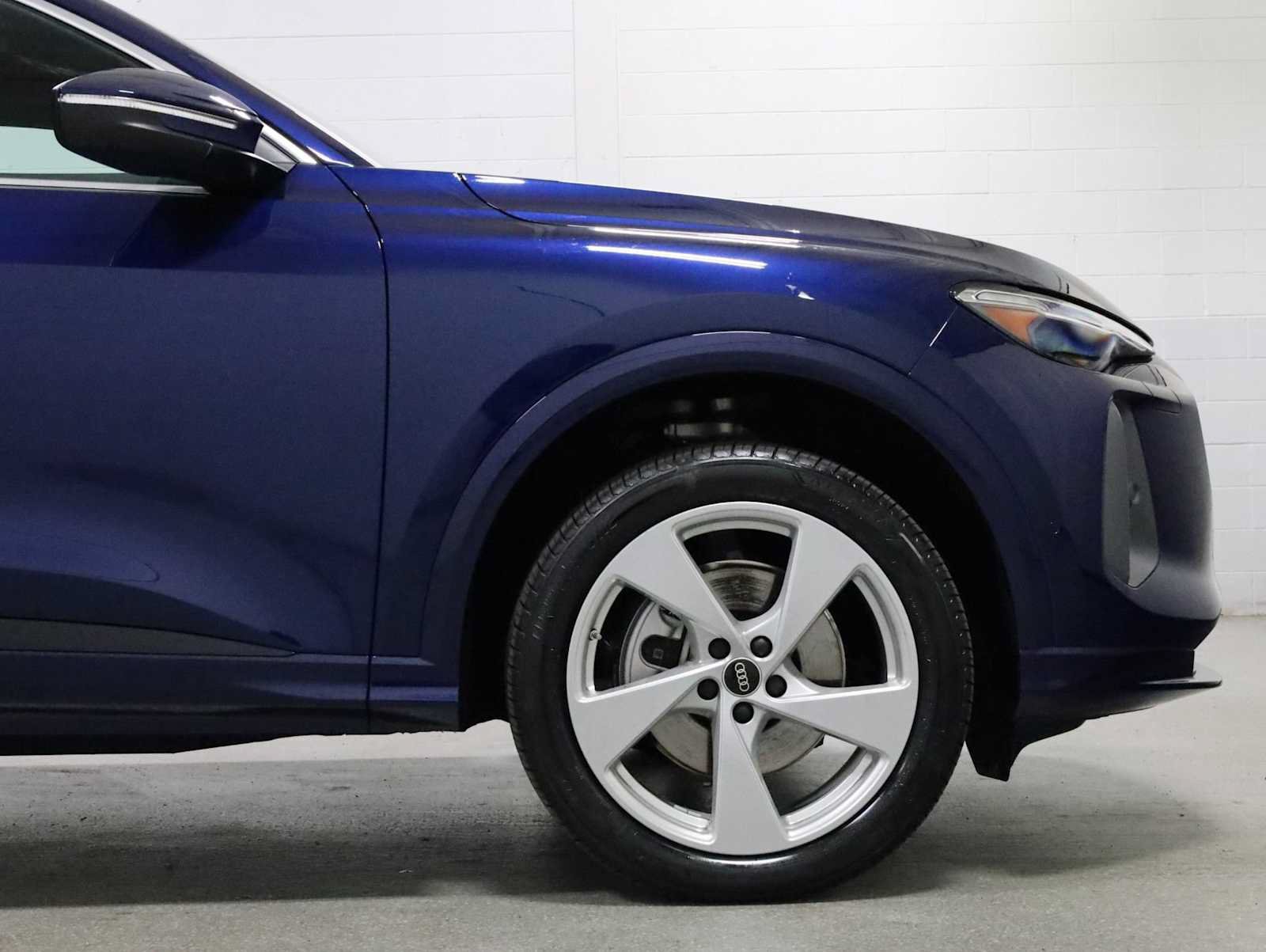 Certified 2025 Audi Q5 Premium Plus AWD/4WD image 11