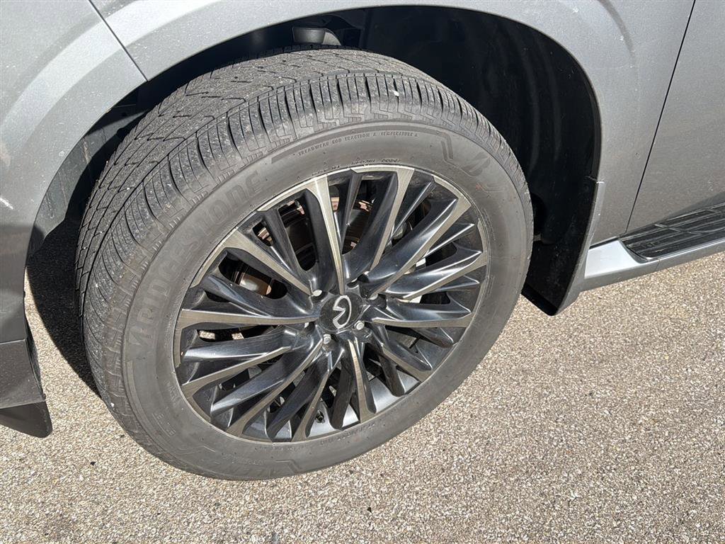 Used 2025 INFINITI QX80 Autograph w/ Autograph Exterior Package image 8