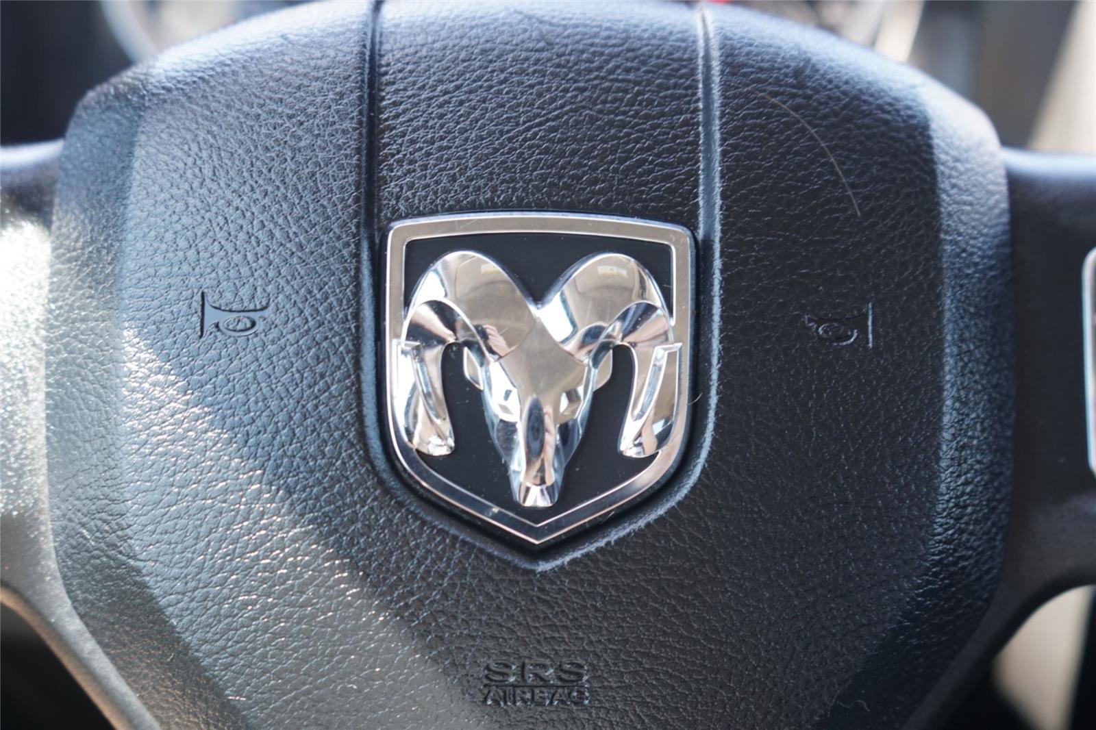 Used 2015 RAM 3500 Tradesman w/ Chrome Appearance Group AWD/4WD image 15