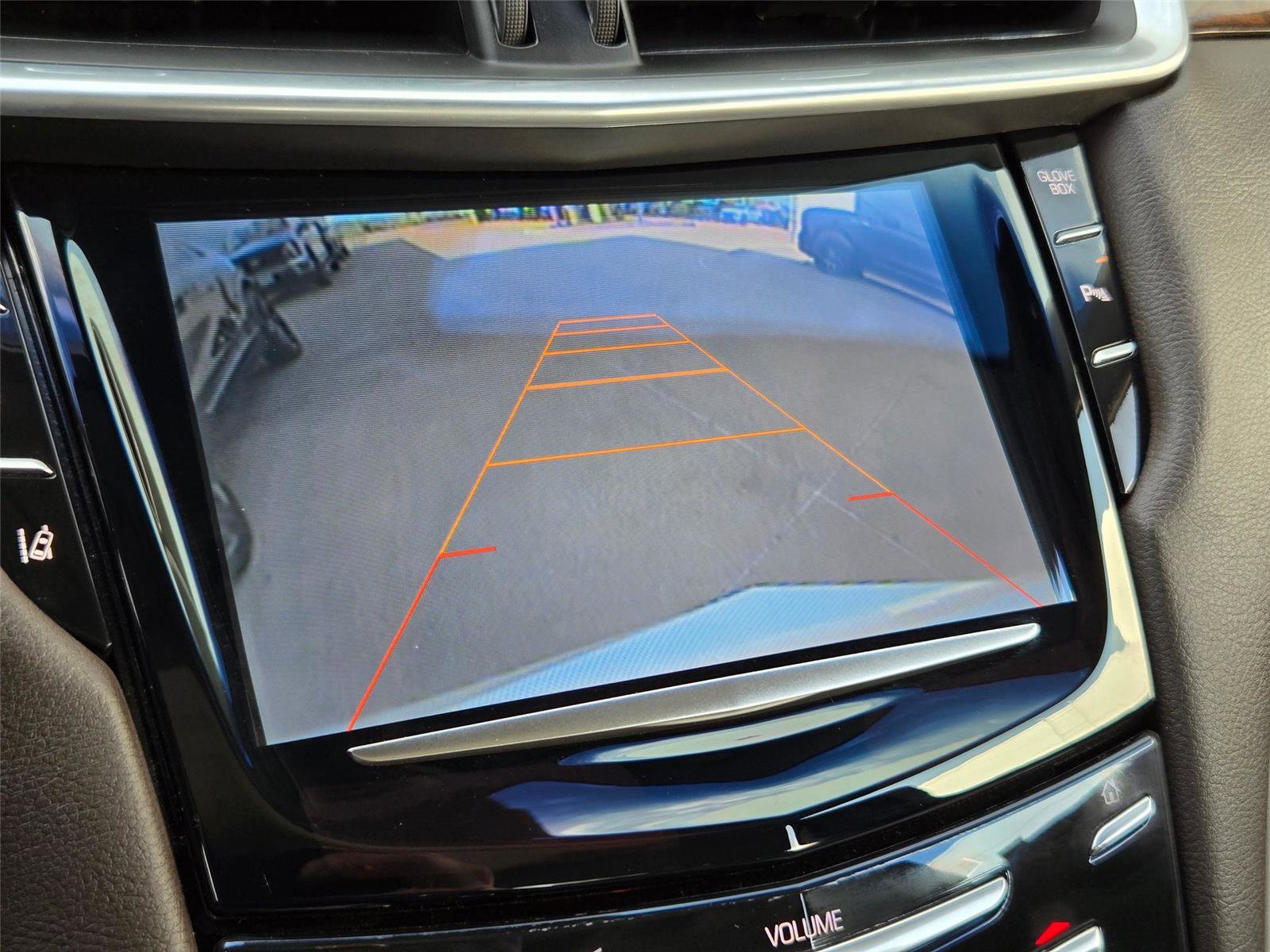 Used 2013 Cadillac XTS Premium FWD image 19