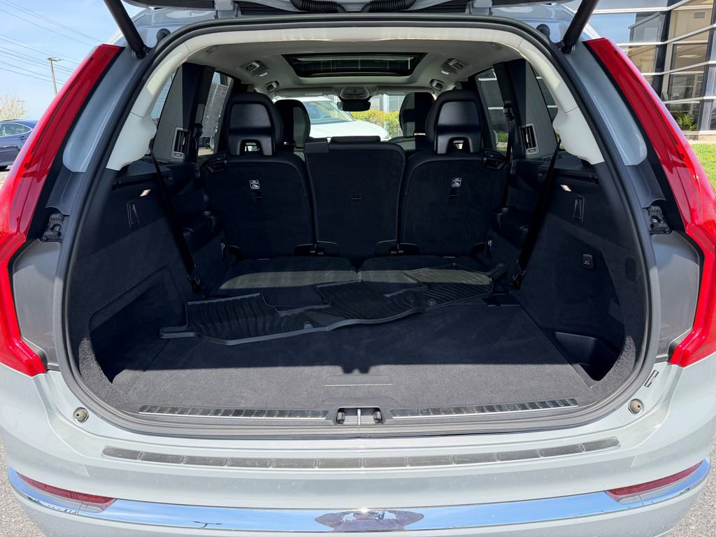 Used 2025 Volvo XC90 T8 Plus w/ Protection Package Premier AWD/4WD image 20