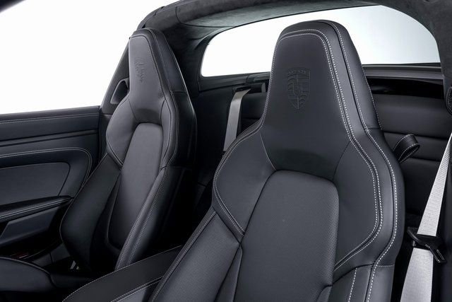 Certified 2026 Porsche 911 Targa 4 GTS image 16
