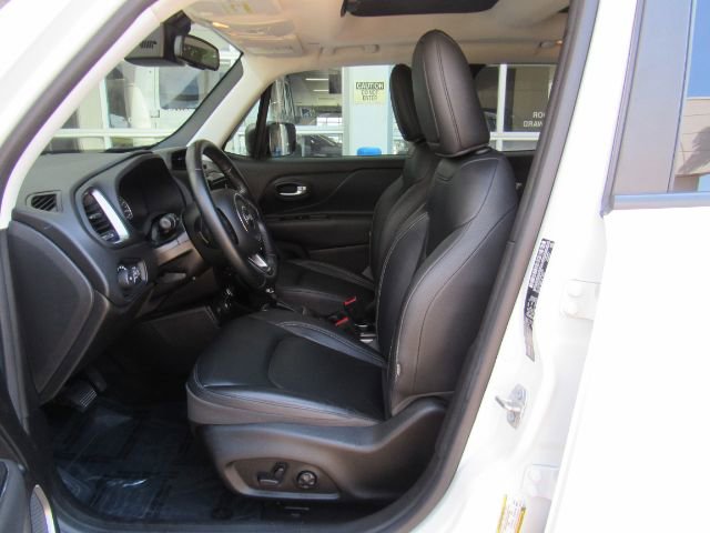 Used 2019 Jeep Renegade Limited image 11