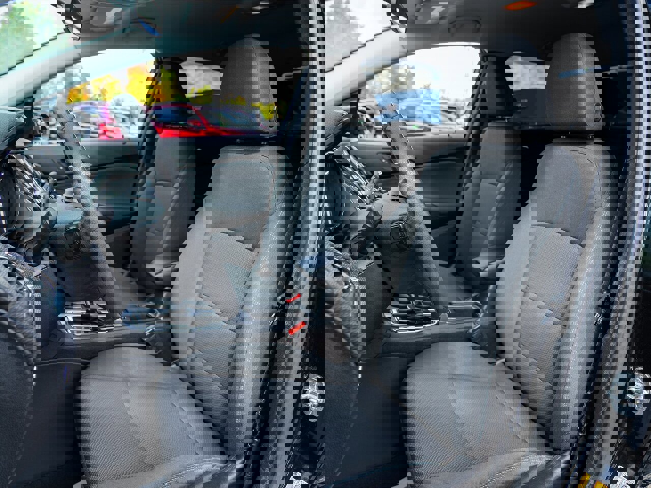 Used 2019 Chevrolet Cruze LT image 16