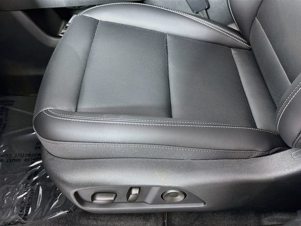 New 2026 GMC Terrain Elevation w/ Elevation Premium Package AWD/4WD image 18