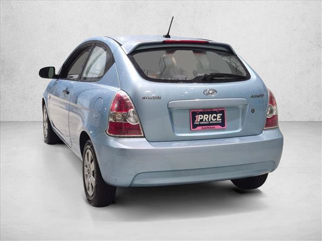 Used 2010 Hyundai Accent GS w/ Premium Pkg 3 FWD image 7