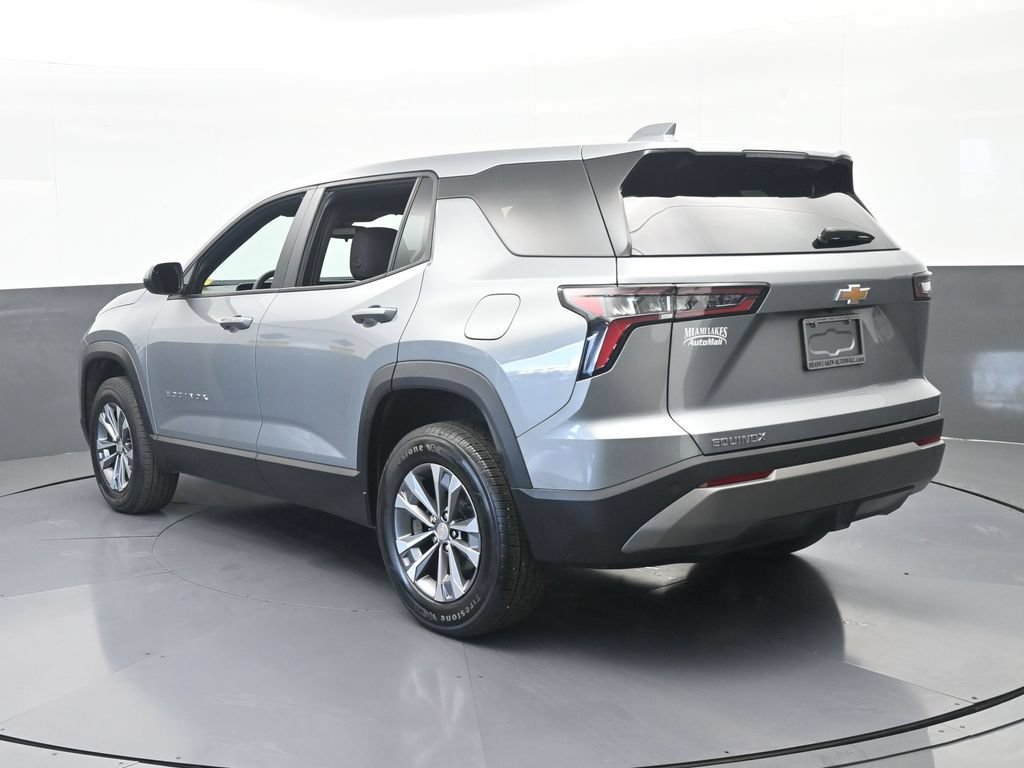 Used 2026 Chevrolet Equinox LT FWD image 4