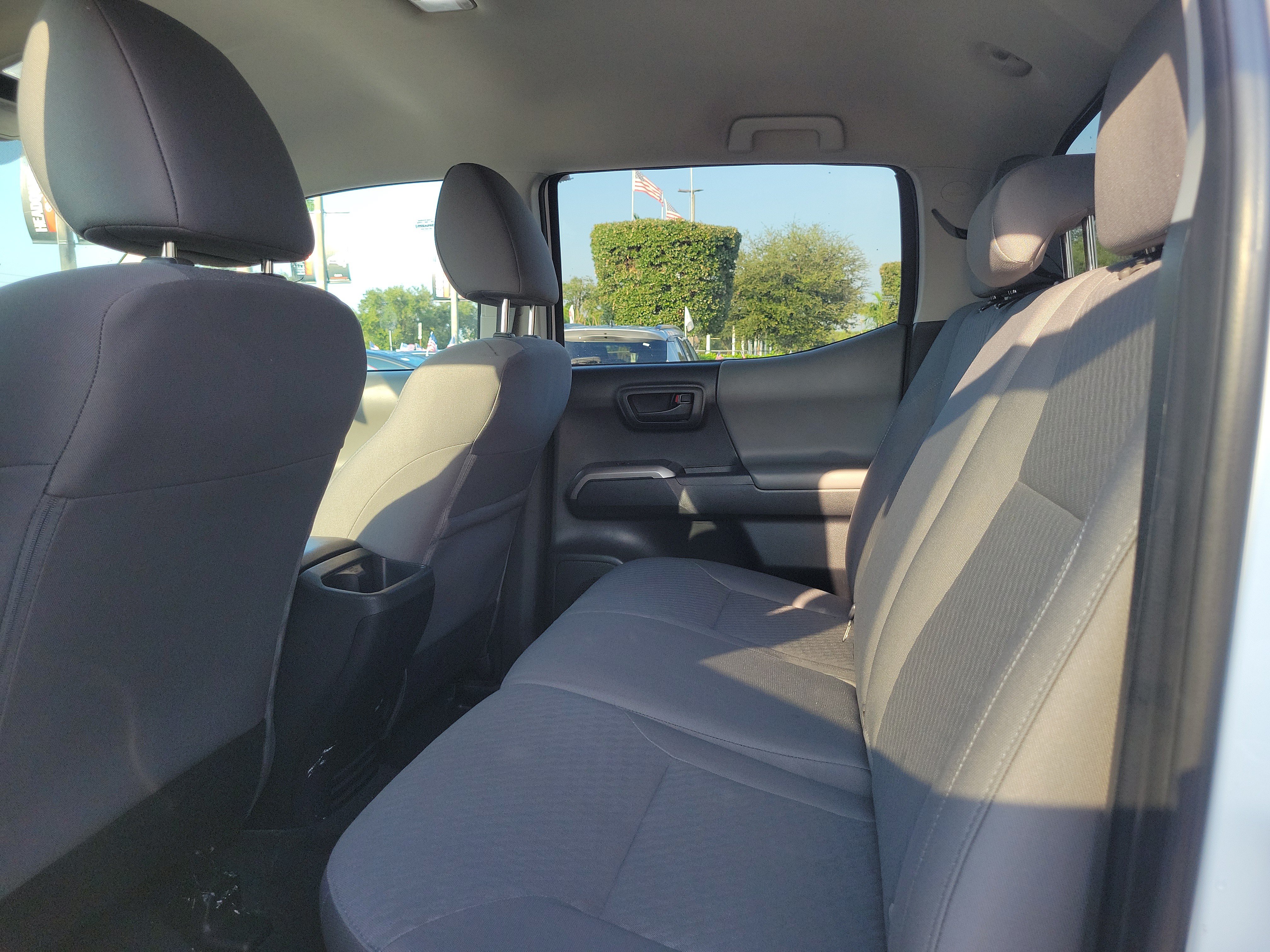 Used 2023 Toyota Tacoma SR5 RWD image 18