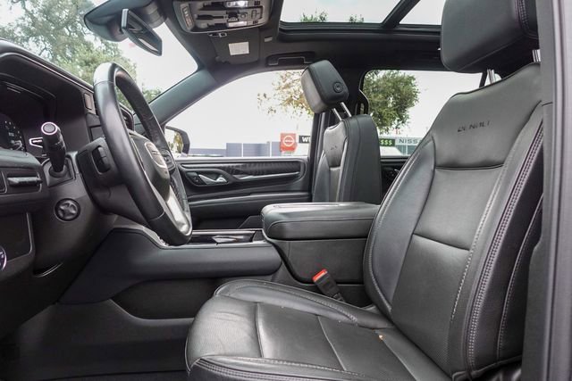 Used 2024 GMC Yukon XL Denali image 15