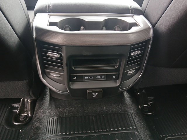 New 2026 RAM 4500 4x4 Crew Cab DRW w/ Laramie Trim Package image 24