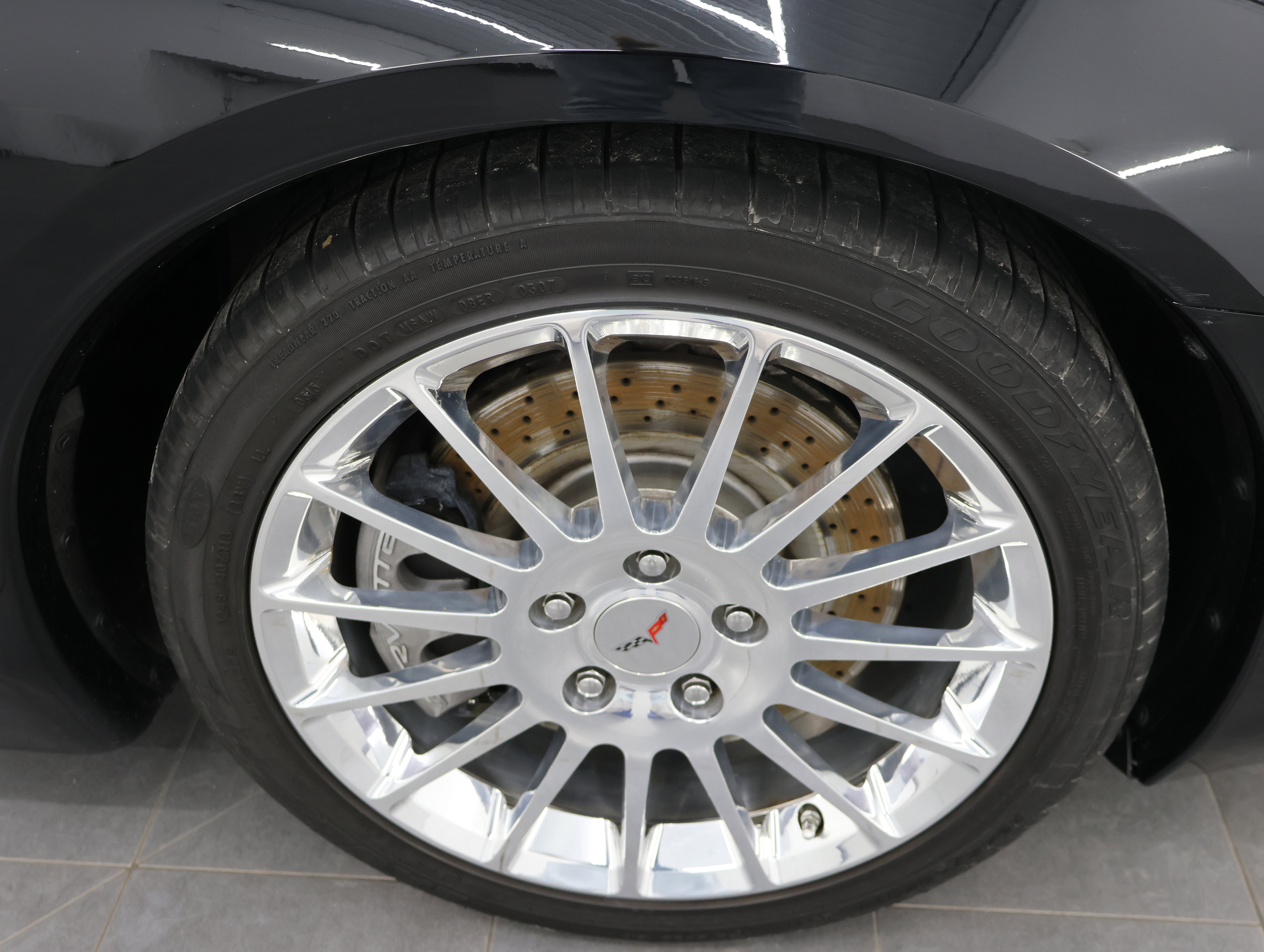 Used 2007 Chevrolet Corvette Convertible w/ Preferred Equipment Group image 3