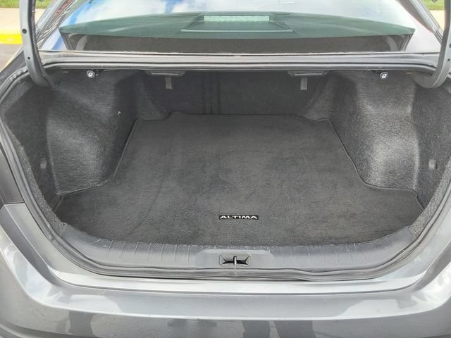 Used 2024 Nissan Altima 2.5 SV FWD image 7
