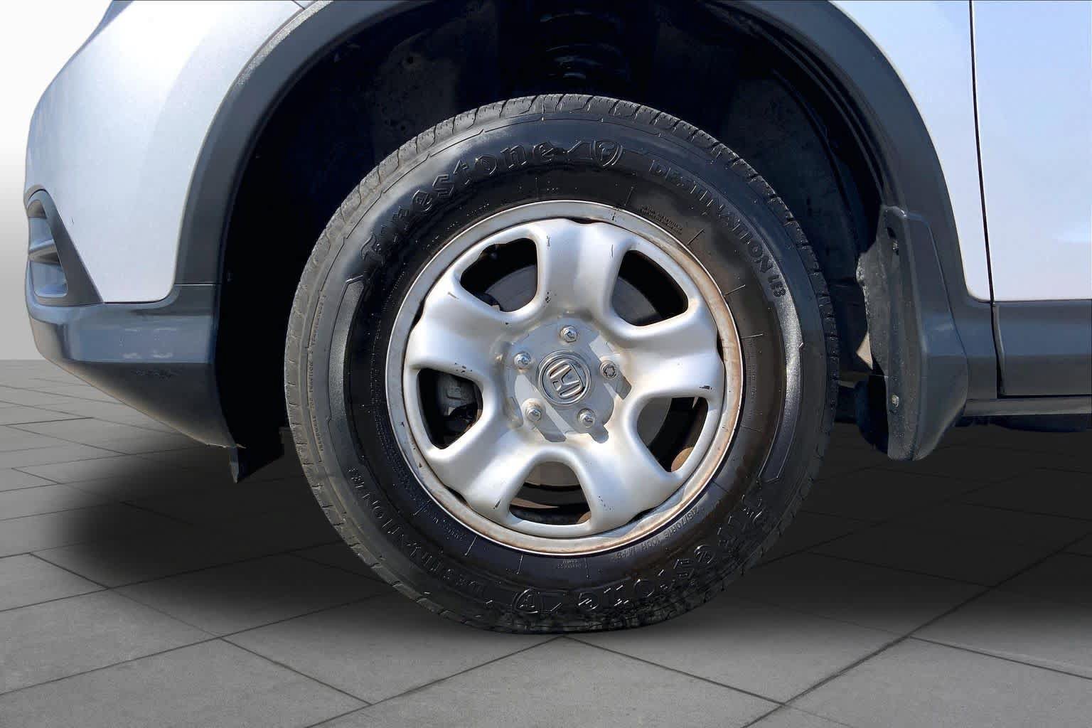 Used 2014 Honda CR-V LX image 11
