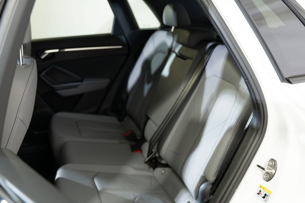 Certified 2025 Audi Q3 2.0T Premium w/ Convenience Package image 20