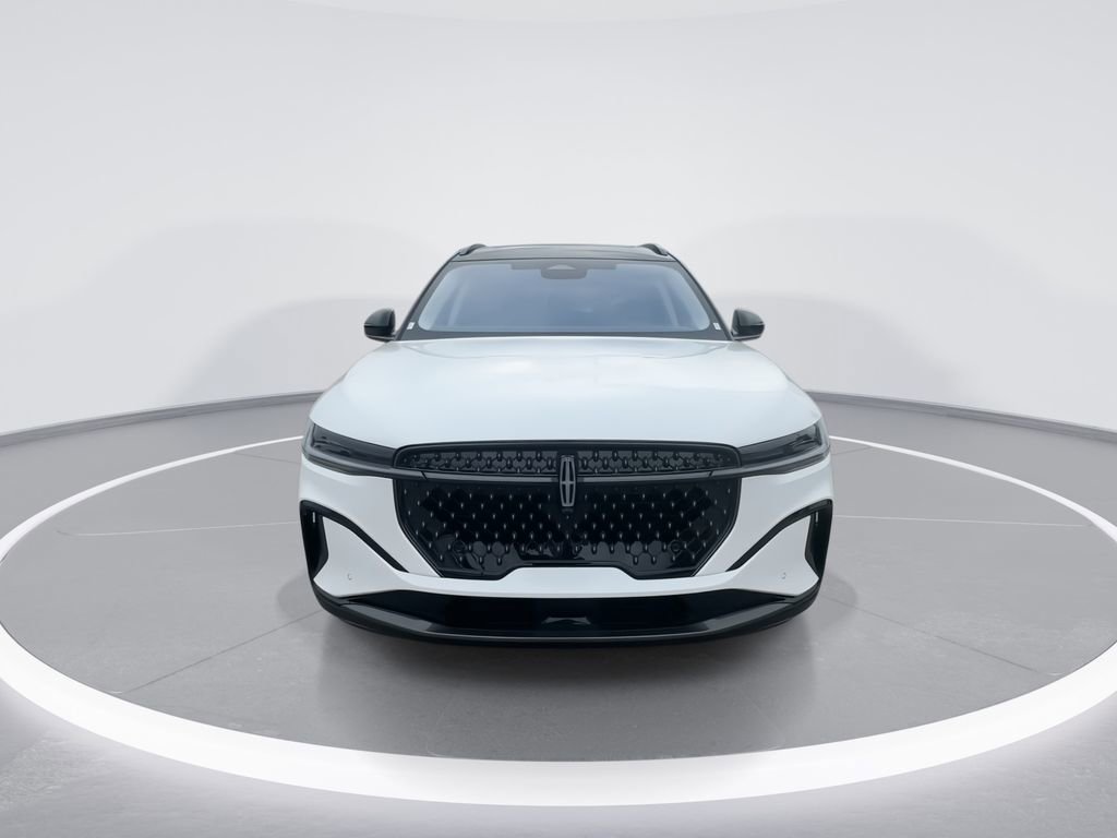 New 2026 Lincoln Nautilus Reserve w/ Jet Appearance Package image 3