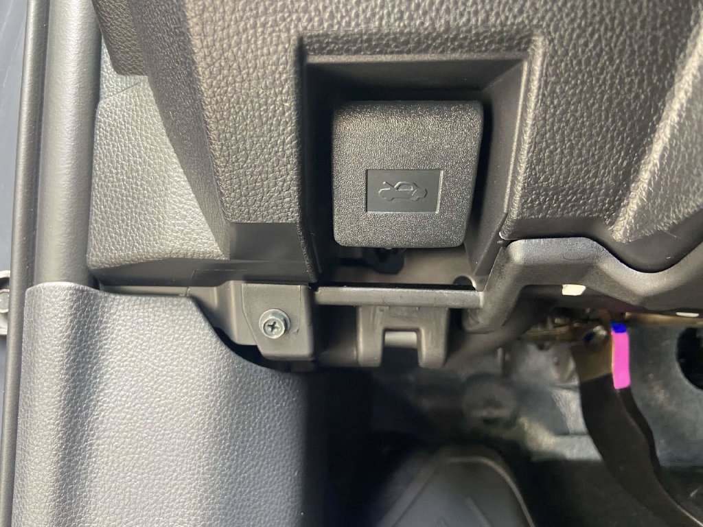 Used 2025 Toyota Tacoma TRD Sport RWD image 28