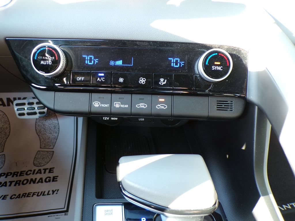 Certified 2025 Hyundai Elantra Sport FWD image 25