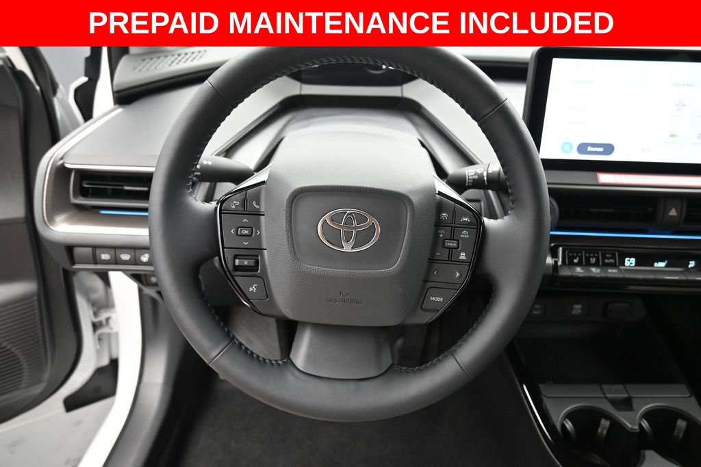 Used 2026 Toyota Prius Limited w/ Limited Premium Package FWD image 16