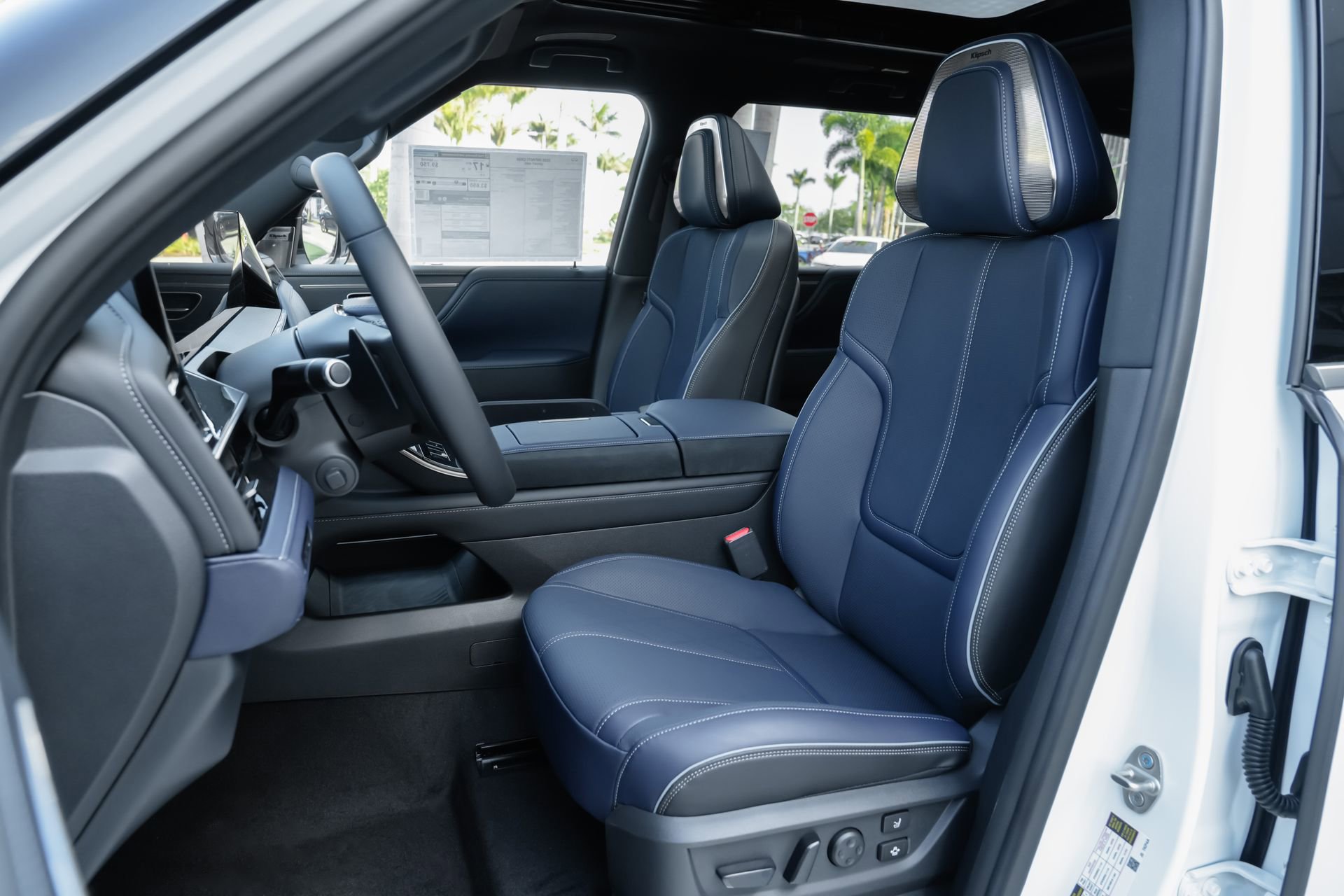 New 2026 INFINITI QX80 4WD w/ Sport Exterior Package image 8