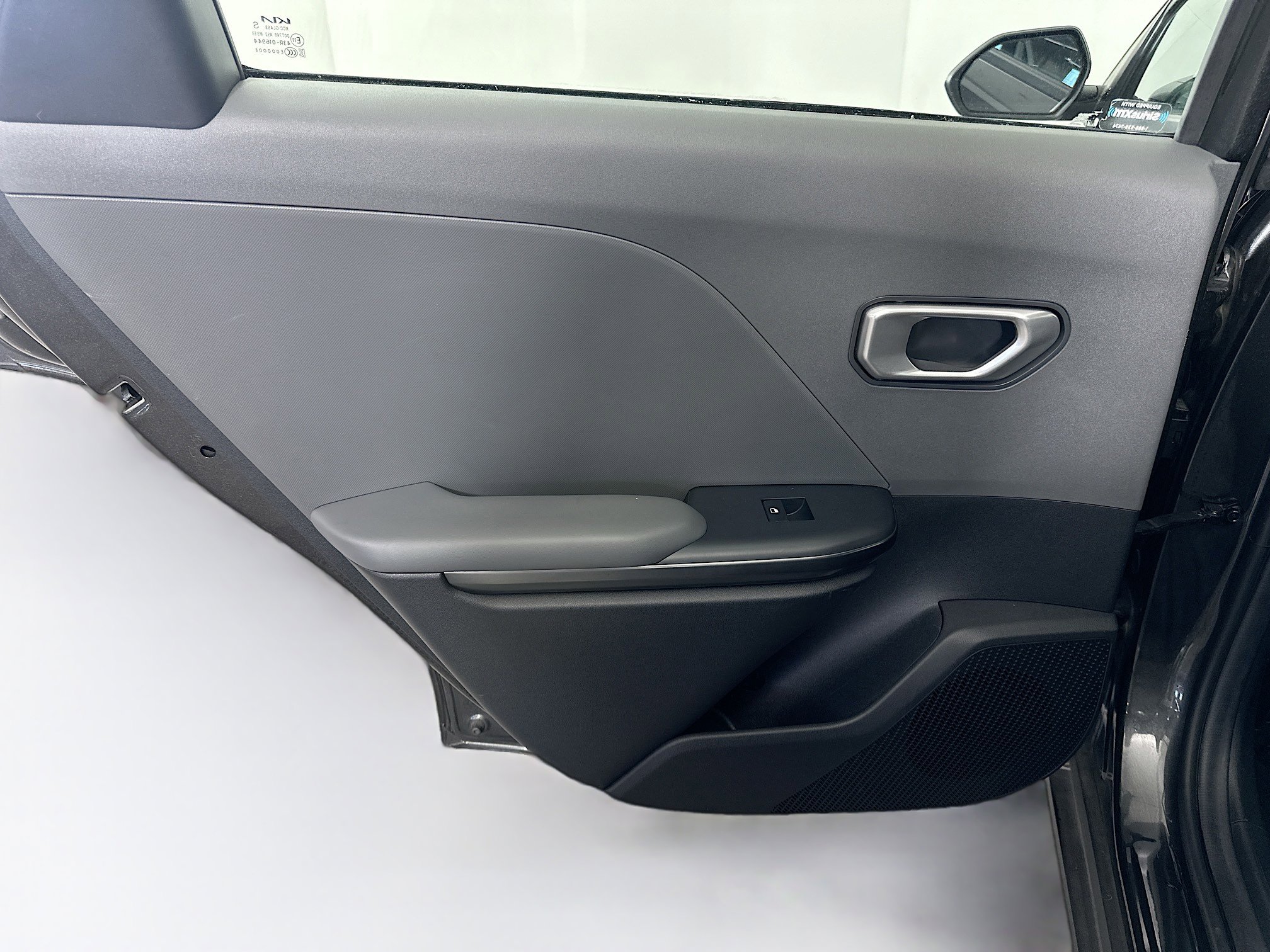 Used 2025 Kia K4 LXS image 25