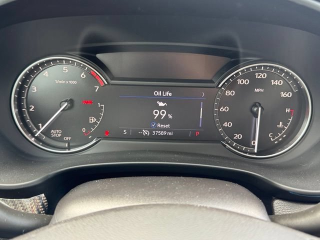 Used 2023 Cadillac XT4 Sport FWD image 15