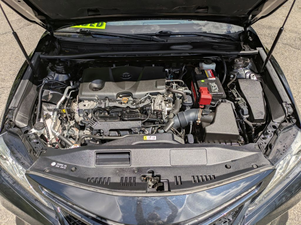Used 2019 Toyota Camry XSE FWD image 40