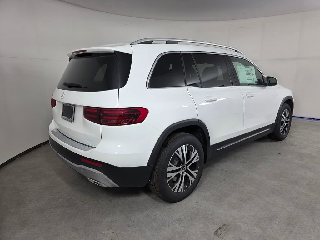 New 2026 Mercedes-Benz GLB 250 image 4