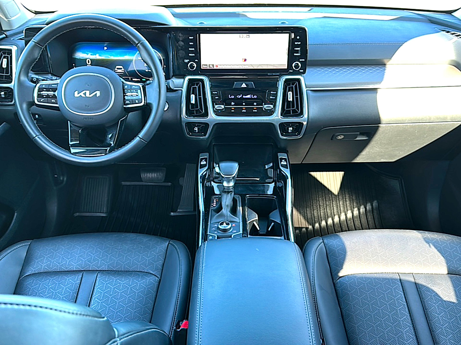 Used 2023 Kia Sorento SX AWD/4WD image 22