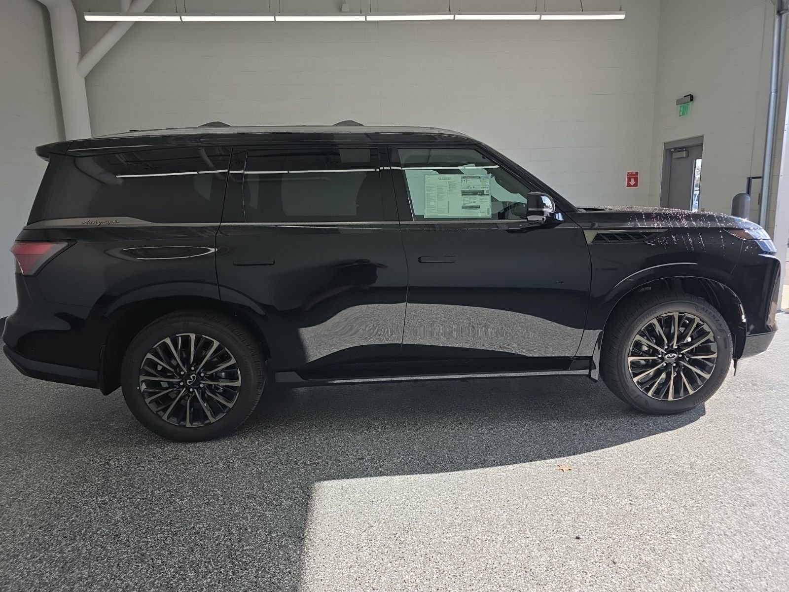 New 2026 INFINITI QX80 Autograph image 6