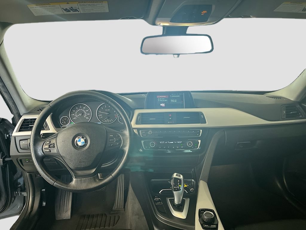 Used 2018 BMW 320i Sedan w/ Convenience Package RWD image 21